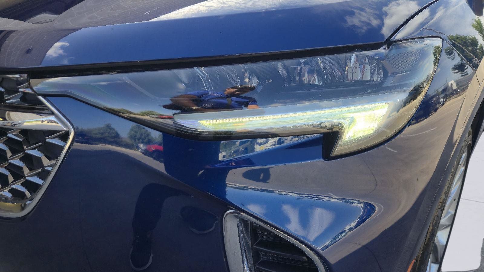 Used 2022 Buick Envision Avenir w/ Safety Package FWD image 10