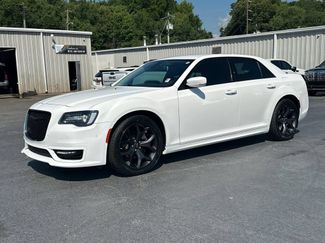 Used 2022 Chrysler 300 Touring L RWD video 2