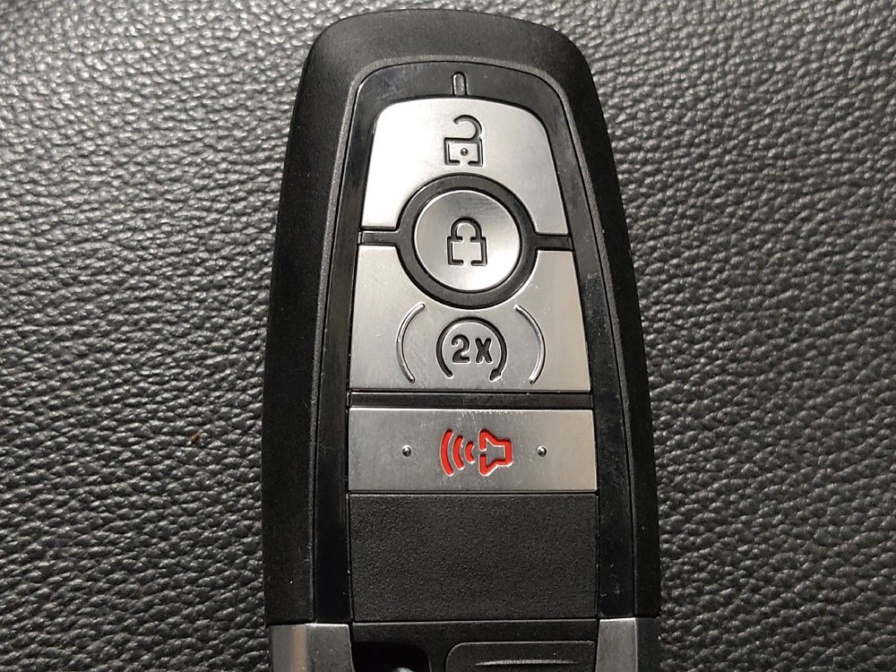 Used 2022 Ford Explorer Limited AWD/4WD image 32