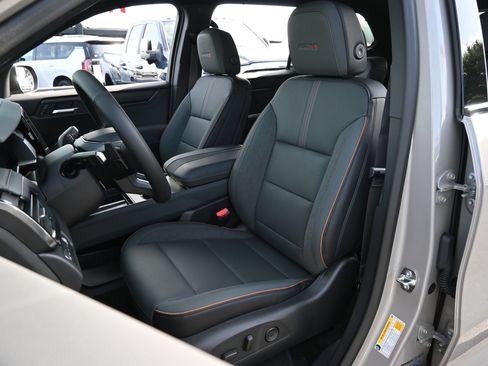 New 2026 GMC Acadia AT4 AWD/4WD image 18