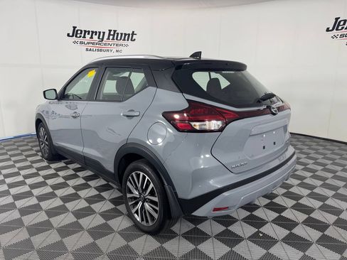 Used 2024 Nissan Kicks SV FWD image 9
