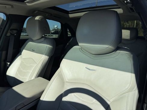 Used 2018 Cadillac CT6 Luxury w/ Rear Seat Package image 10