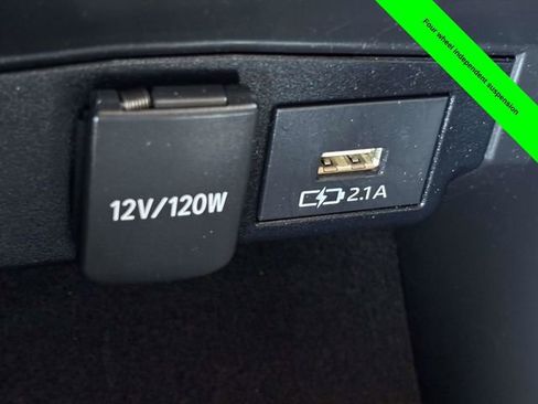 Used 2021 Toyota Corolla LE FWD image 17
