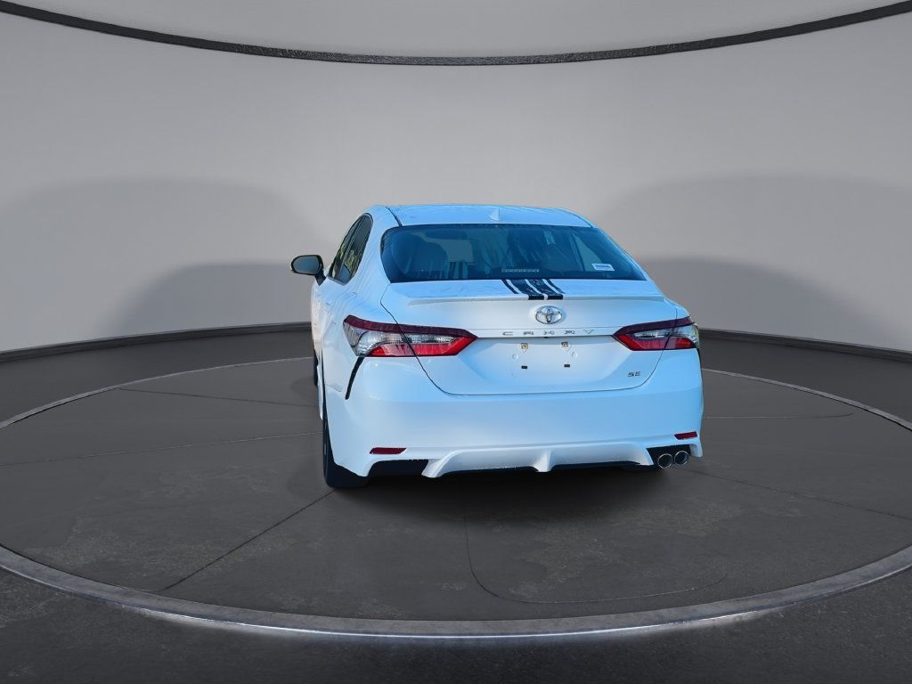 Used 2023 Toyota Camry SE FWD image 7