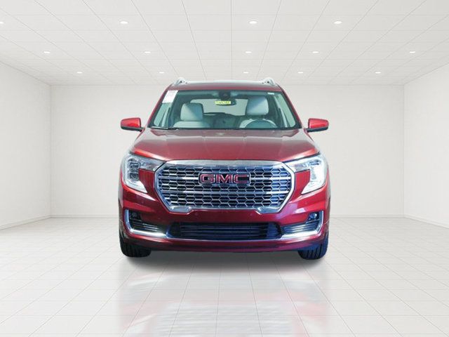 Used 2023 GMC Terrain Denali AWD/4WD image 2