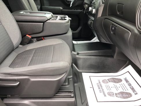 Used 2021 GMC Sierra 1500 4x4 Double Cab w/ Sierra Value Package image 24