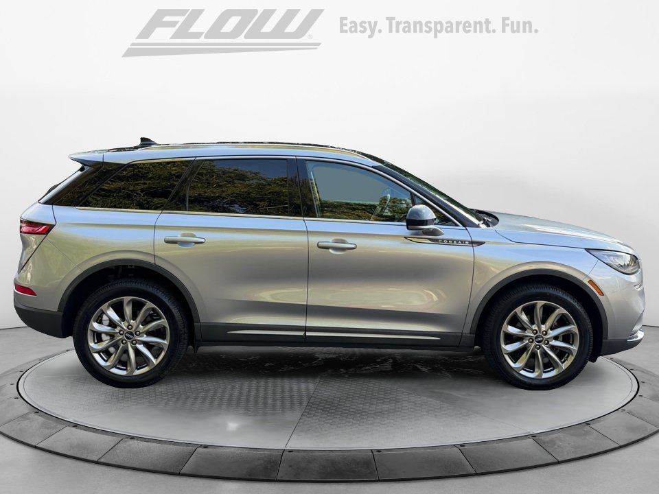 Used 2022 Lincoln Corsair FWD w/ Premium Package image 10