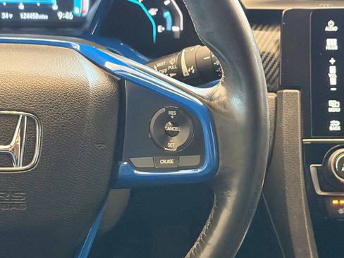 Used 2017 Honda Civic EX-L image 31