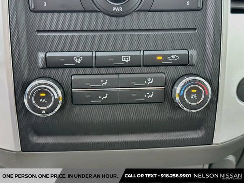 Used 2010 Nissan Frontier SE AWD/4WD image 14