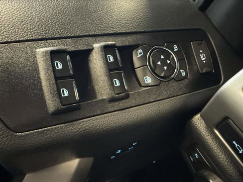 Used 2022 Ford F350 Lariat w/ Lariat Ultimate Package image 29