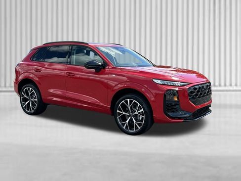 New 2026 Audi Q3 quattro 2.0T AWD/4WD image 7