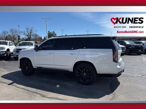 Used 2021 Cadillac Escalade Sport w/ Driver Assist Tech Package image 5