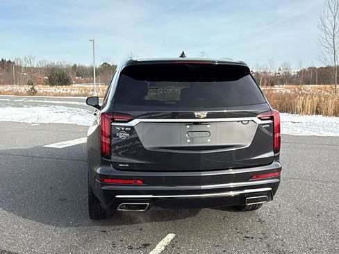 Used 2020 Cadillac XT6 Premium Luxury image 9