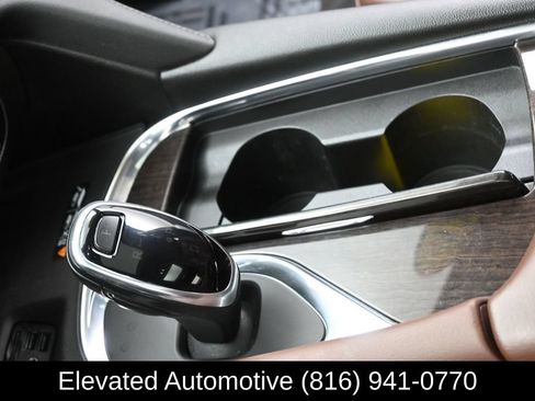 Used 2021 Buick Enclave Avenir w/ Avenir Technology Package AWD/4WD image 25