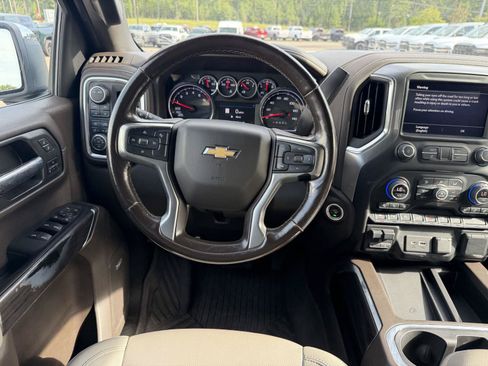 Used 2022 Chevrolet Silverado 1500 LTZ w/ LTZ Premium Texas Edition AWD/4WD image 8