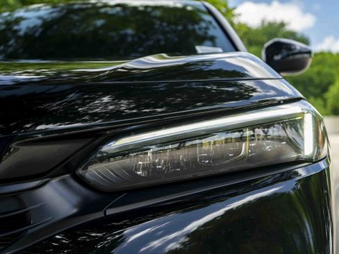 Used 2024 Honda Civic Sport image 11