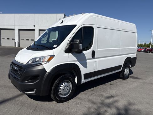 Used 2025 RAM ProMaster 1500 w/ Convenience Group FWD image 5