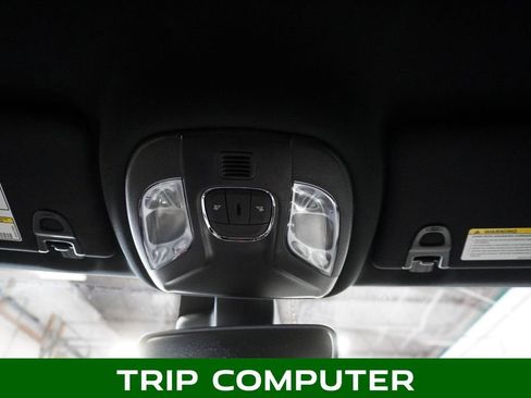 Used 2023 Jeep Compass Latitude image 28