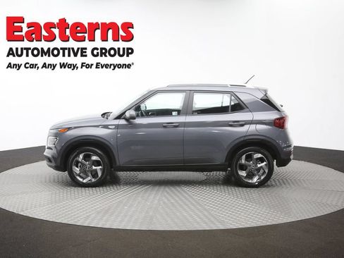 Used 2025 Hyundai Venue SEL FWD image 59