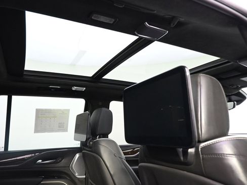 Certified 2023 Cadillac Escalade Sport Platinum image 17