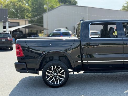 Used 2025 RAM 1500 Limited w/ Trailer Tow Group AWD/4WD image 9