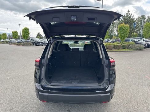 Used 2024 Nissan Rogue S AWD/4WD image 12