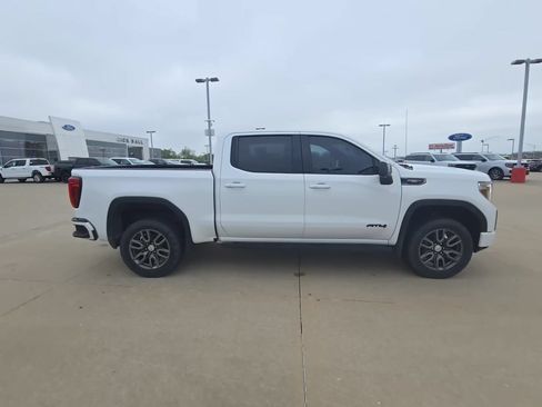 Used 2021 GMC Sierra 1500 AT4 w/ AT4 Premium Package AWD/4WD image 4