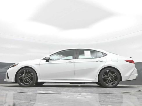 Used 2025 Toyota Camry XSE image 36