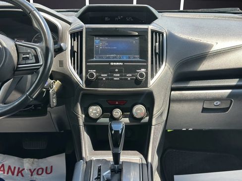 Used 2018 Subaru Crosstrek 2.0i Premium w/ Moonroof Package AWD/4WD image 19