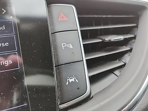 Used 2020 Buick Enclave Avenir w/ Avenir Technology Package AWD/4WD image 23