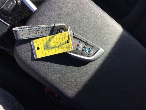 Used 2021 BMW X4 xDrive30i w/ Premium Package 3 image 28