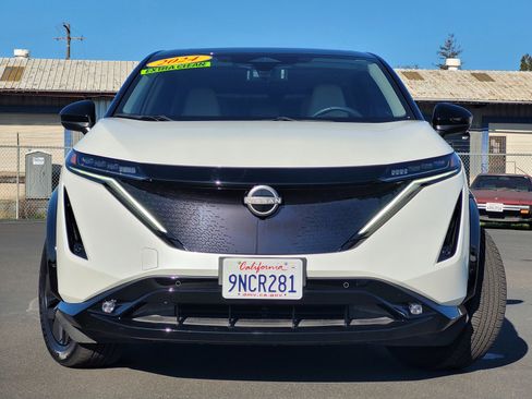 Certified 2024 Nissan Ariya FWD image 2