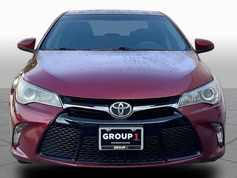 Used 2017 Toyota Camry SE FWD image 4