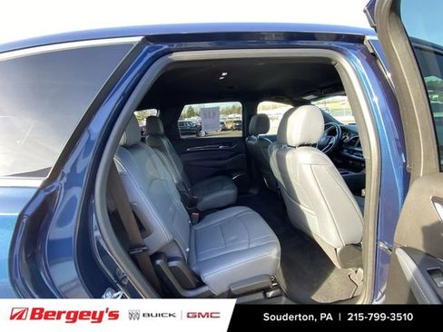 Certified 2023 Buick Enclave Essence image 24