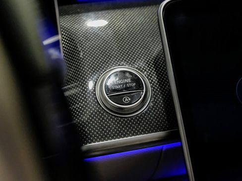 Used 2025 Mercedes-Benz S 580 4MATIC Sedan image 21