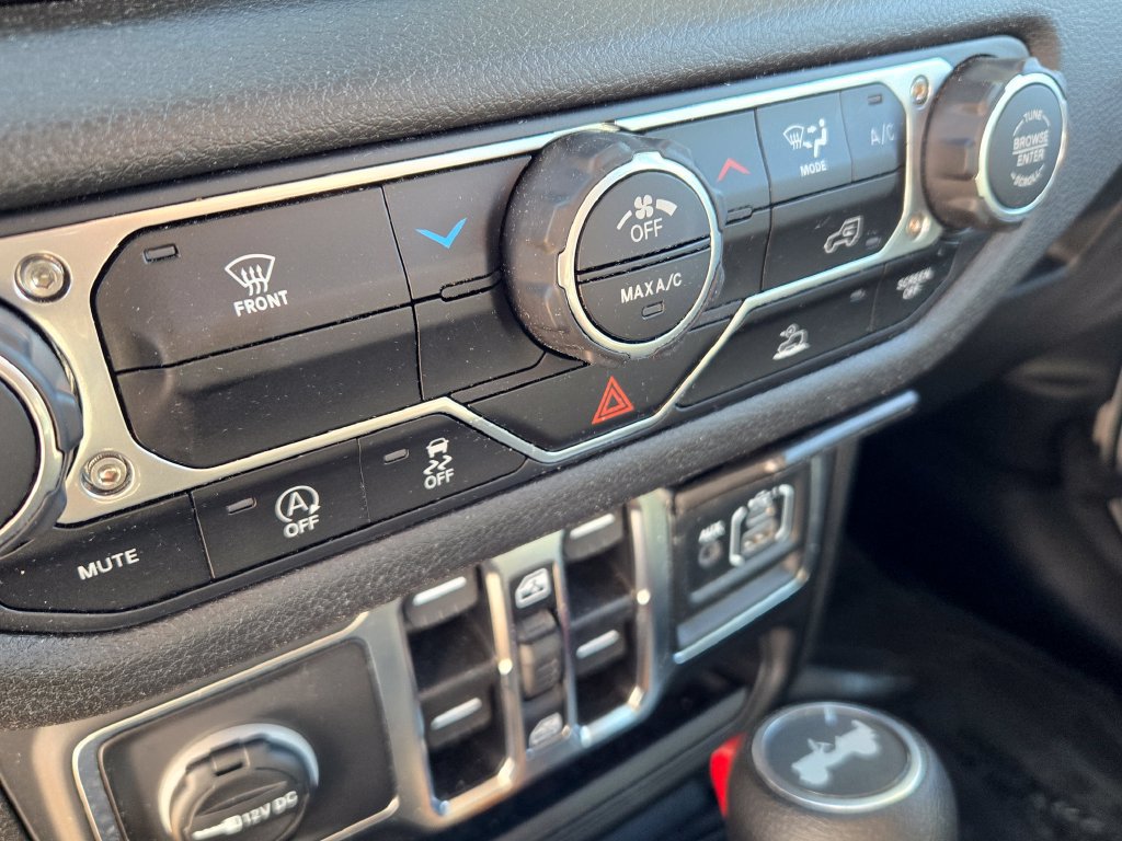 Used 2025 Jeep Wrangler Unlimited Sport AWD/4WD image 20