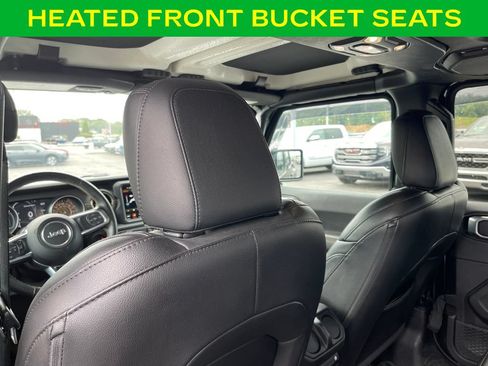Used 2021 Jeep Gladiator Overland AWD/4WD image 14