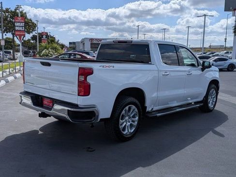 Used 2023 Chevrolet Silverado 1500 LTZ AWD/4WD image 8