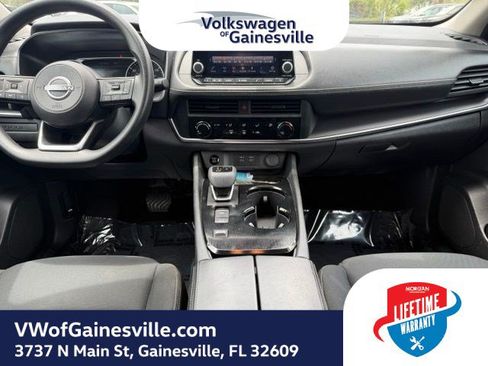 Used 2024 Nissan Rogue S FWD image 13
