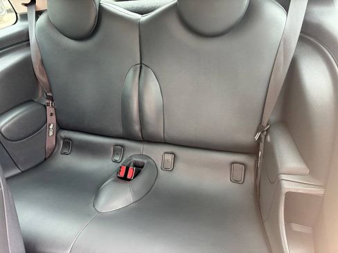Used 2006 MINI Cooper Hardtop FWD image 9