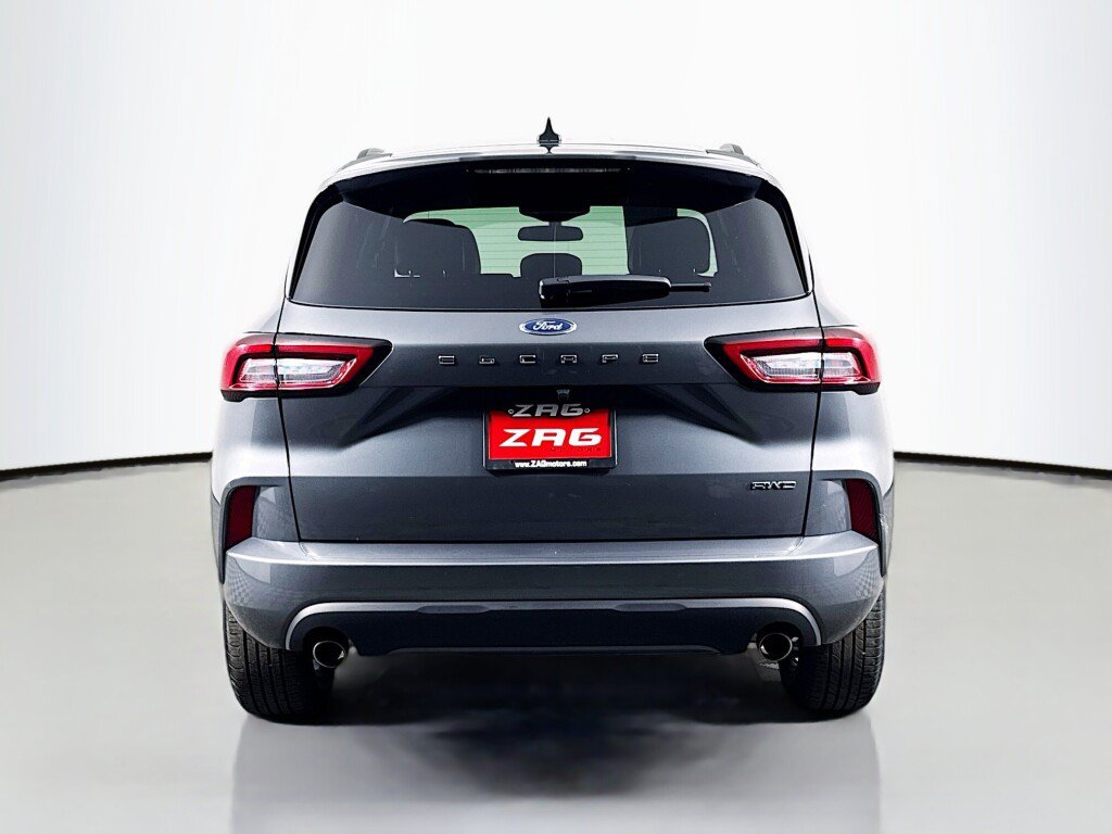 Used 2024 Ford Escape ST-Line AWD/4WD image 4