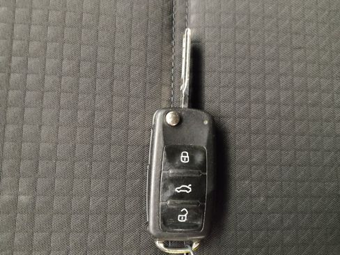Used 2015 Volkswagen Jetta S FWD image 32
