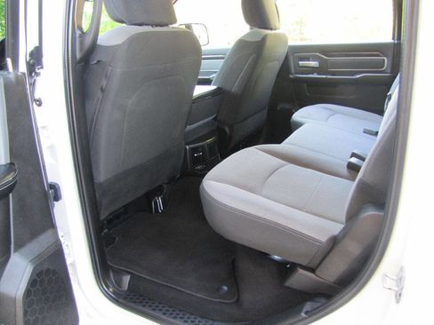 Used 2022 RAM 2500 Big Horn AWD/4WD image 22