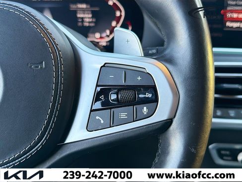 Used 2022 BMW X7 M50i image 36