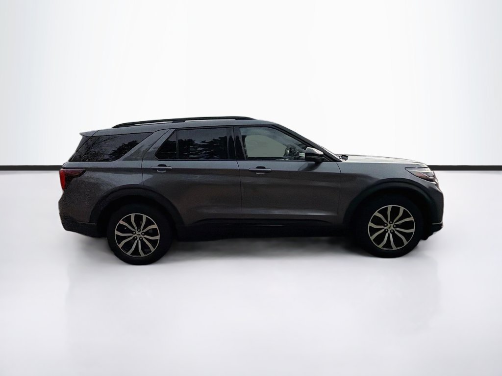 Used 2026 Ford Explorer ST-Line AWD/4WD image 4