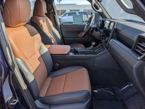 Certified 2025 Lexus GX 550 550 Premium 4WD image 11