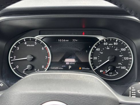Used 2025 Nissan Rogue SV AWD/4WD image 42