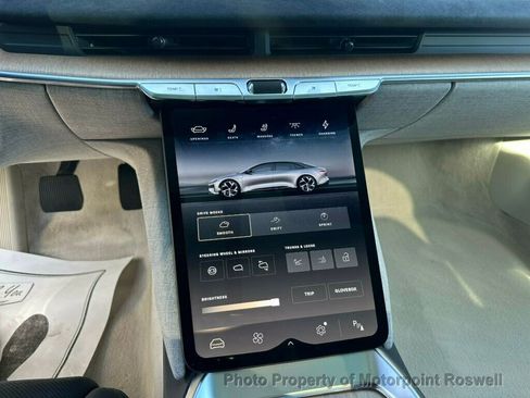 Used 2023 Lucid Air Grand Touring image 19