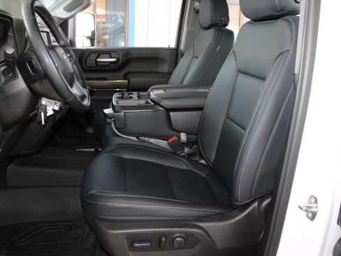 Used 2023 Chevrolet Silverado 2500 LT AWD/4WD image 19