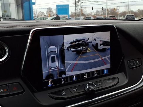 Used 2022 Chevrolet Blazer Premier w/ Enhanced Convenience Package image 11